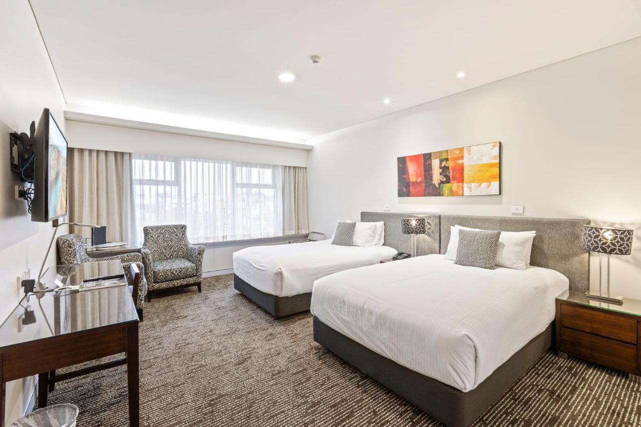 The Colmslie Hotel Brisbane Exterior photo