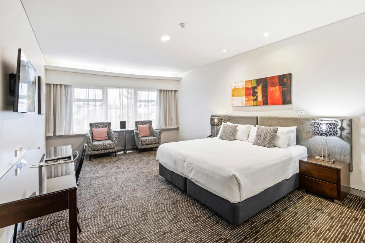 The Colmslie Hotel Brisbane Exterior photo