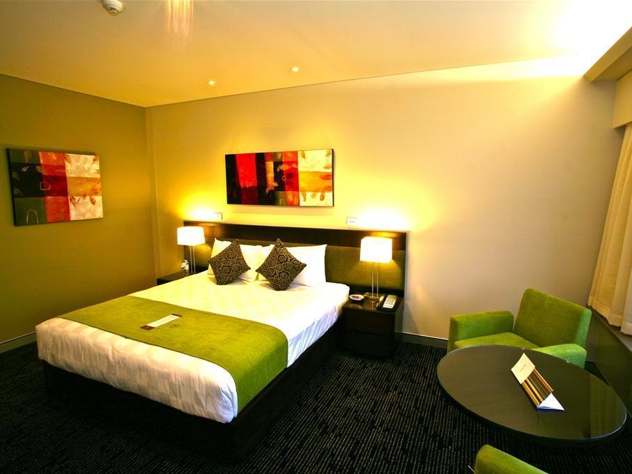 The Colmslie Hotel Brisbane Exterior photo